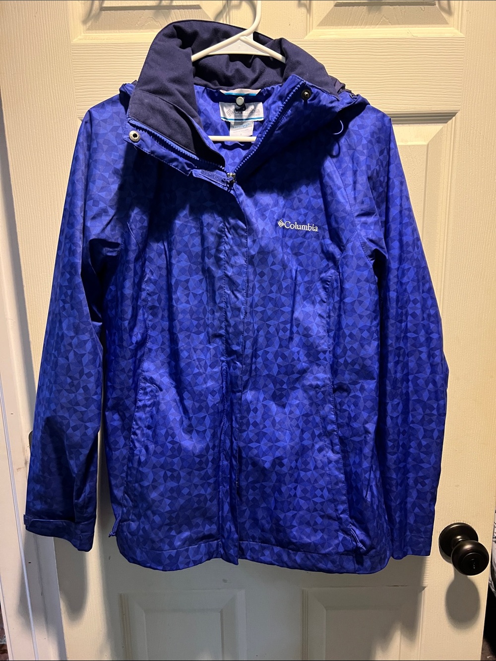 Columbia Women's Purple Geometric Hooded Raincoat